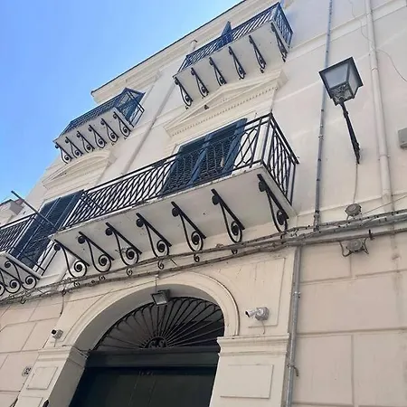 Donna Isabella A Ballaro דירה פלרמו