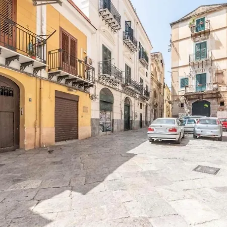 Donna Isabella A Ballaro Appartement