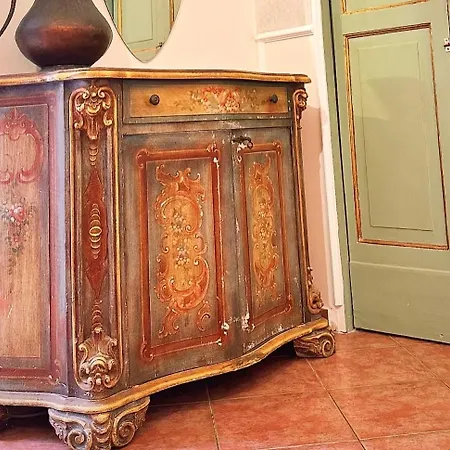 Donna Isabella A Ballaro Appartement