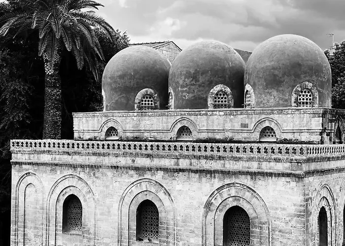 Donna Isabella A Ballaro *