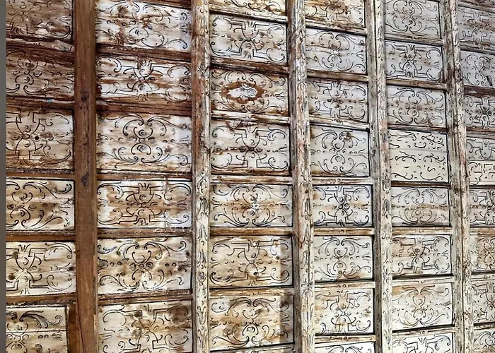 Donna Isabella A Ballaro Palermo