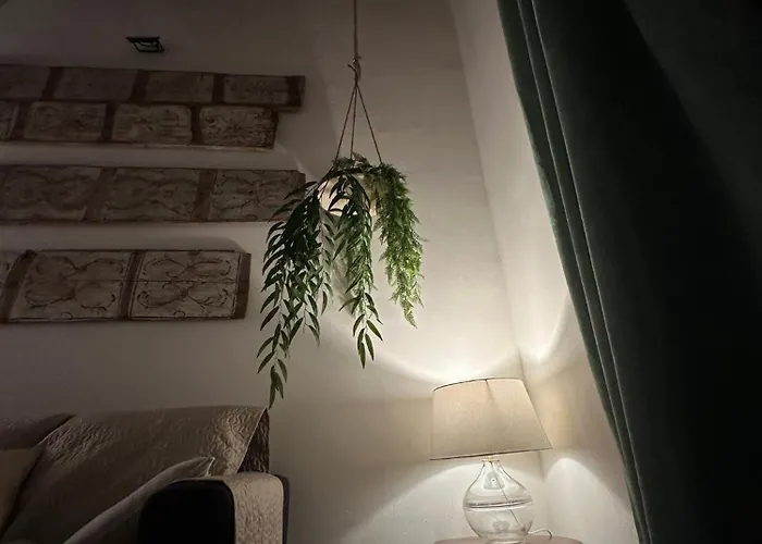 Donna Isabella A Ballaro Apartment Palermo