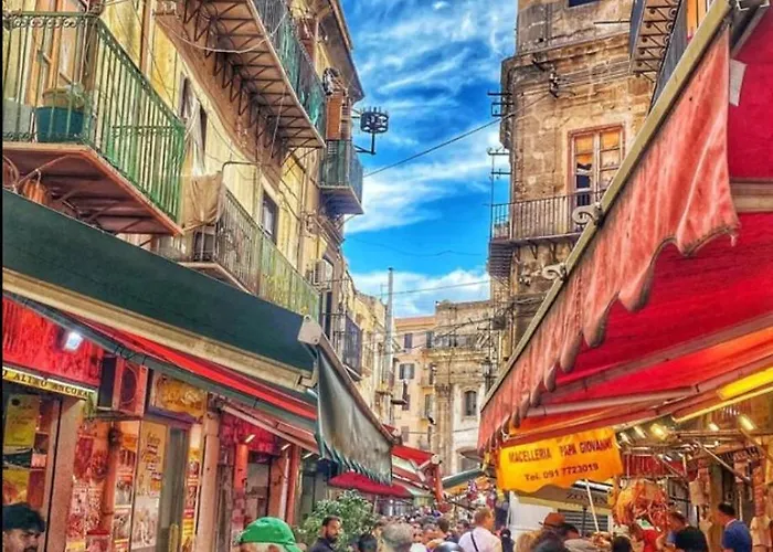 Donna Isabella A Ballaro * Palermo