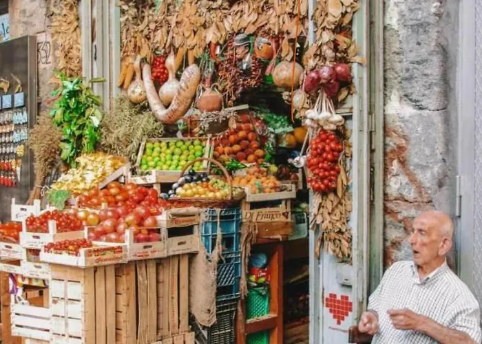 Donna Isabella A Ballaro *