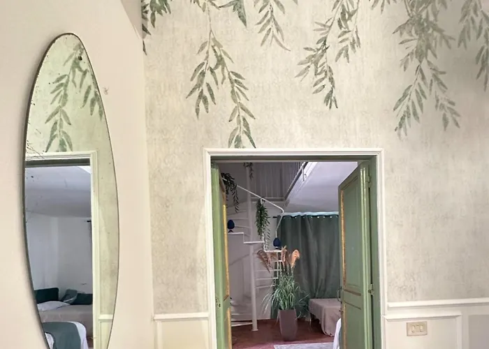 Donna Isabella A Ballaro *